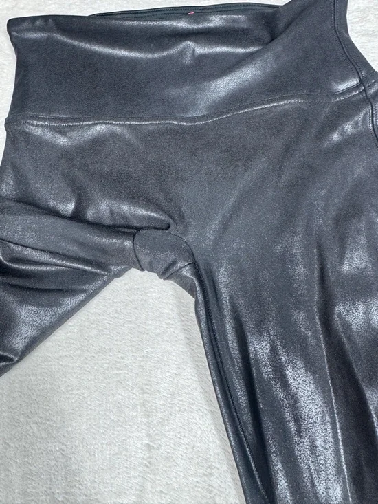 Spanx Faux Leather Crackle Black Leggings Size Small - Picture 4 of 16